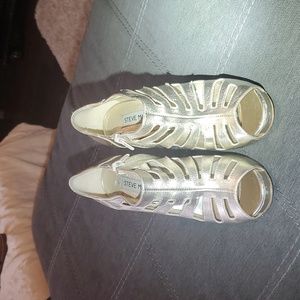 Steve Madden Metalic Gold heels sz 7.5